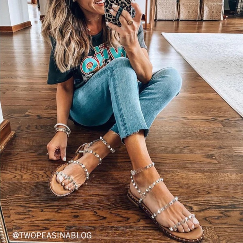Steve Madden travel sandal